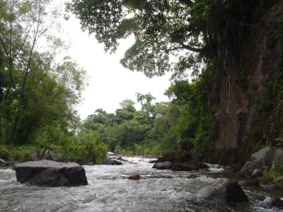 river photo